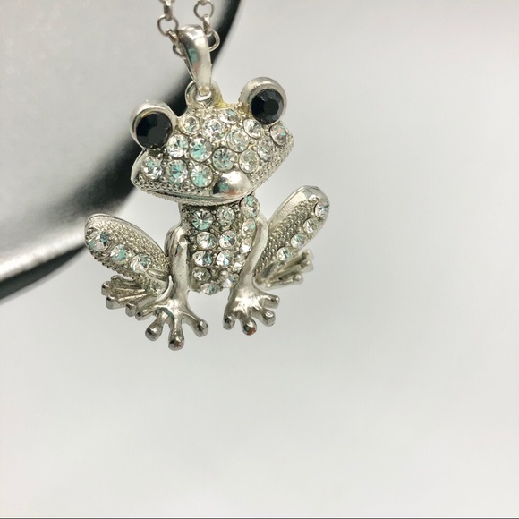 Bundle of necklaces - frog and cross - Picture 12 of 15